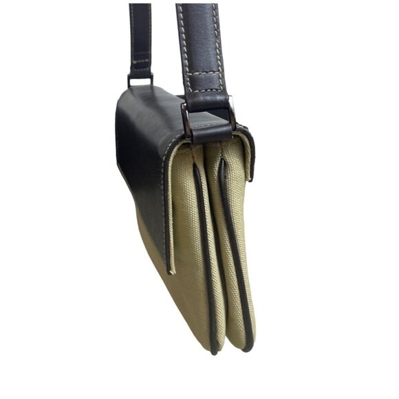 Caslon Women's  Beige and Brown Leather Shoulder Flap Bag Sz M - Picture 2 of 12